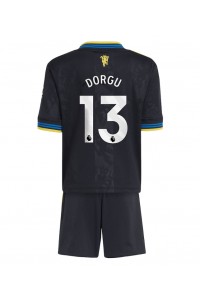 Manchester United Patrick Dorgu #13 Jalkapallovaatteet Lasten Kolmas peliasu 2025-26 Lyhythihainen (+ Lyhyet housut)